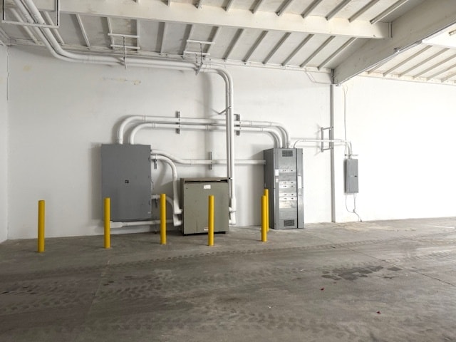 More Photos Of 326 W 131st St, Los Angeles Warehouse For Sale