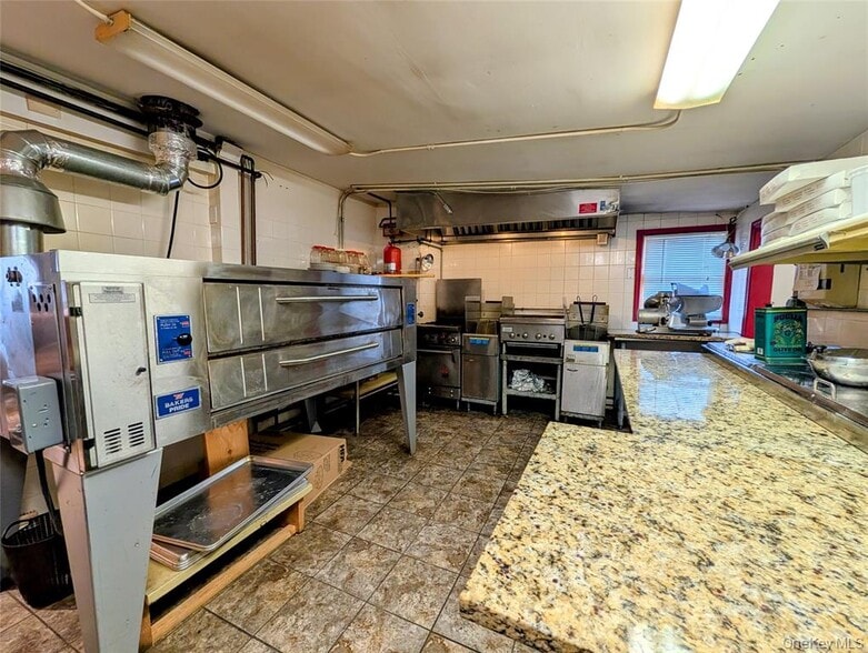 More Photos Of 5981 Route 44/55, Kerhonkson Storefront Retail Residential For Sale