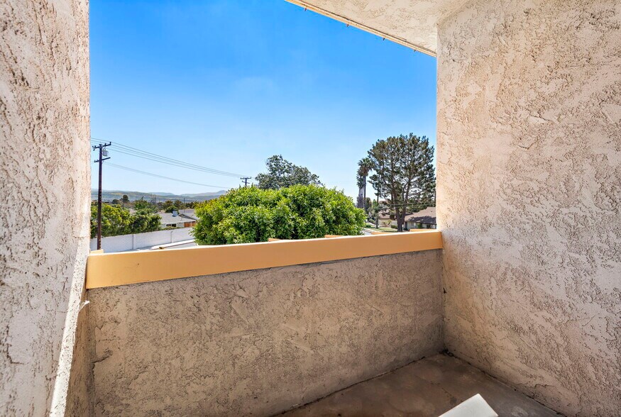 More Photos Of 1131 E Main St, Tustin Office Residential For Lease