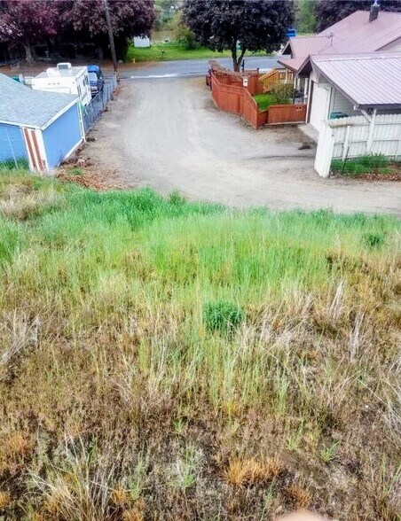 More Photos Of 222 Kenwood st, Omak Land For Sale
