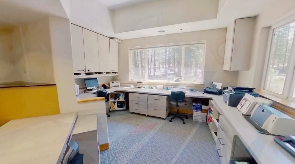 More Photos Of 1077 4th St, South Lake Tahoe Medical For Lease