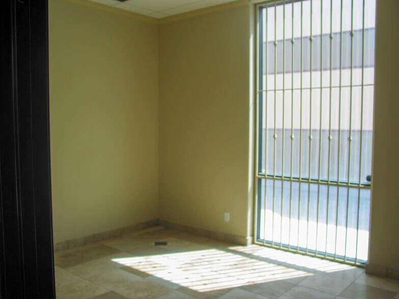 More Photos Of 72350 Quarry Trl, Thousand Palms Warehouse For Sale