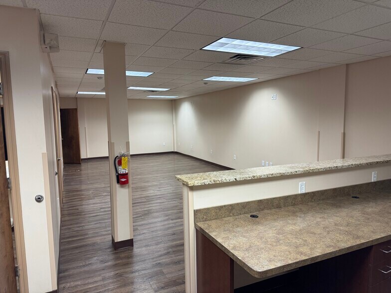 More Photos Of 4006-4012 N Florida Ave, Tampa Medical For Lease