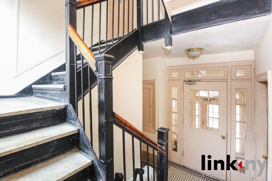 More Photos Of 1920 Haight Ave, Bronx Apartments For Sale