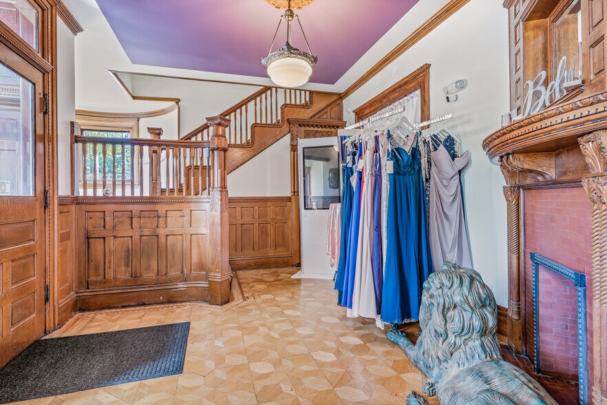 More Photos Of 624 W Wayne St, Fort Wayne Loft Creative Space For Sale