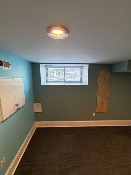 More Photos Of 3237 Eastern Ave, Baltimore Office For Lease
