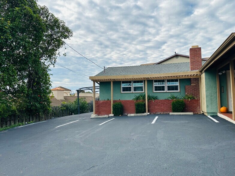 More Photos Of 1248 Laurel Ln, San Luis Obispo Office Residential For Sale