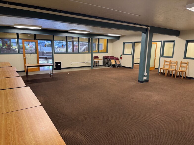 More Photos Of 2643-2655 Willamette St, Eugene Storefront Retail Office For Lease