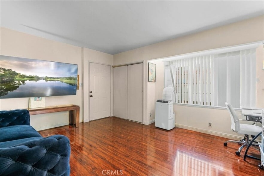 More Photos Of 1901 Hauser Blvd, Los Angeles Apartments For Sale