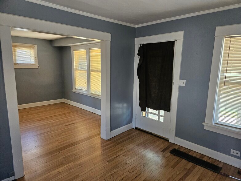 More Photos Of , Cleveland Unknown For Sale