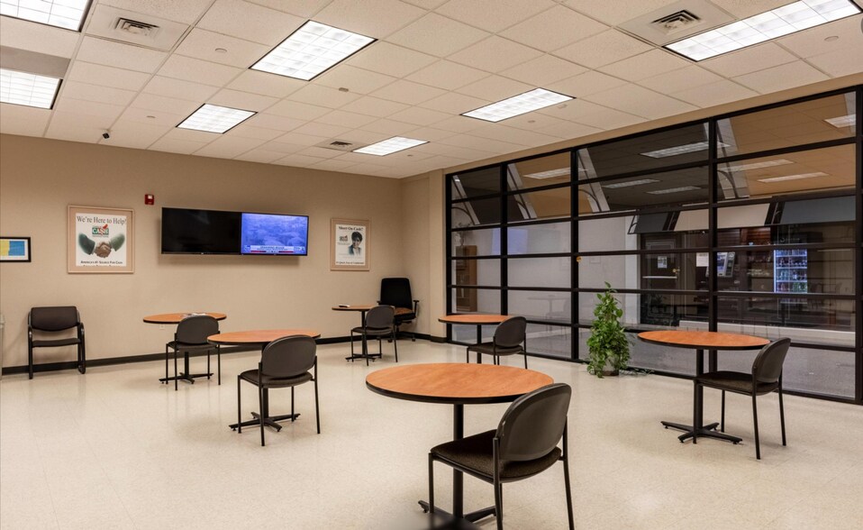 More Photos Of 201 Keith St SW, Cleveland Unknown For Lease