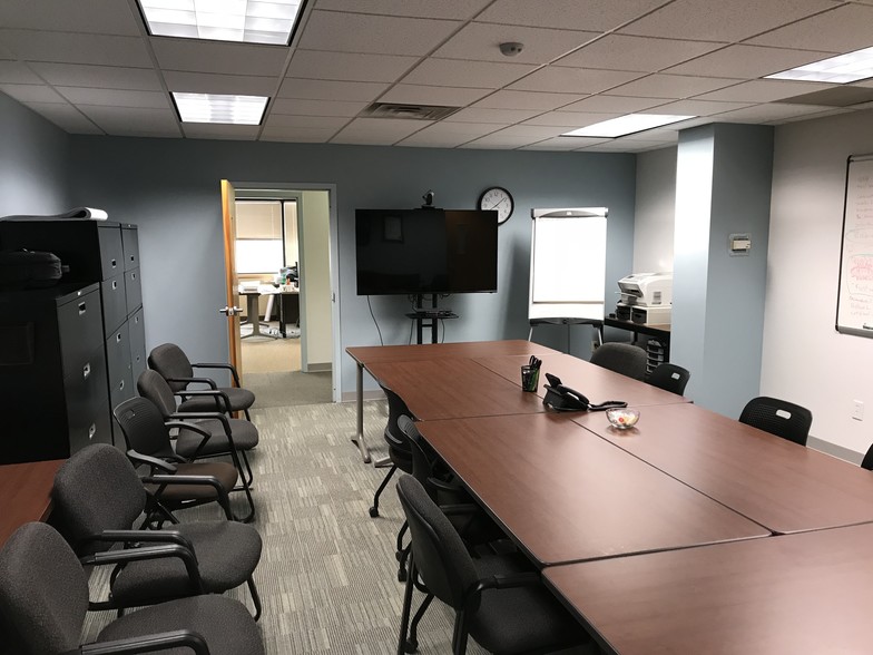 More Photos Of 1473 Erie Blvd, Schenectady Medical For Lease