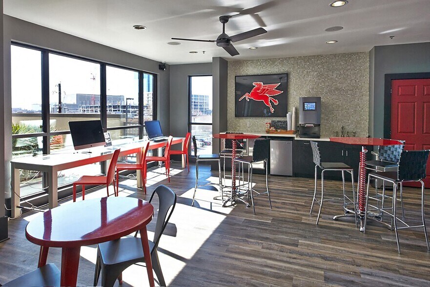 More Photos Of 5600 Smu Blvd, Dallas Apartments For Lease