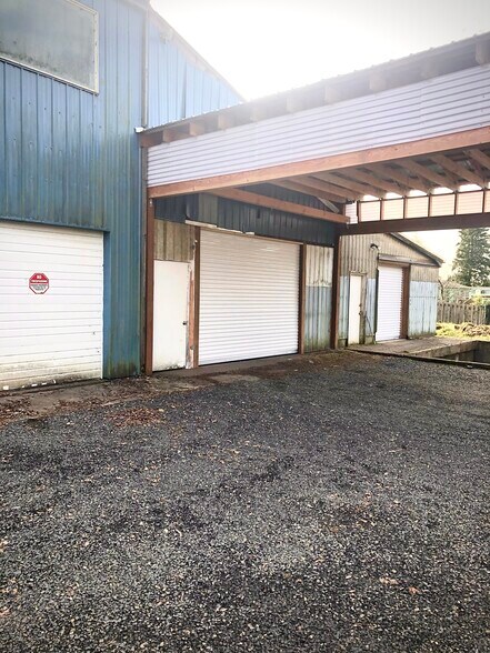 More Photos Of 770 13th St, Warrenton Warehouse For Lease