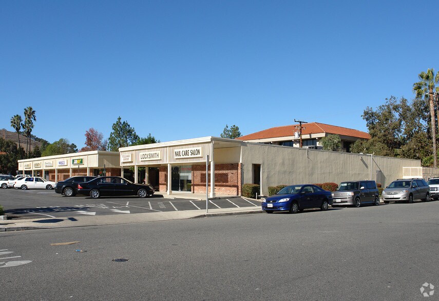 More Photos Of 428-450 N Moorpark Rd, Thousand Oaks Restaurant For Lease