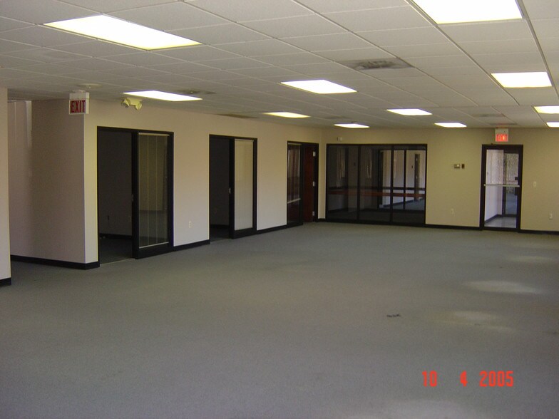 More Photos Of 200 Mineral Springs Rd, Rockaway Medical For Lease