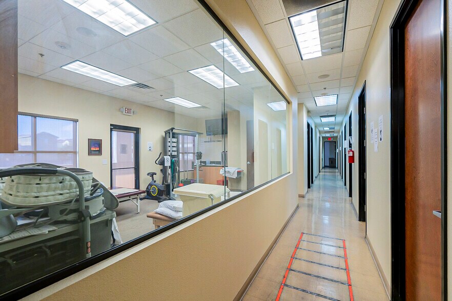 More Photos Of 7175 N Durango Dr, Las Vegas Medical For Lease