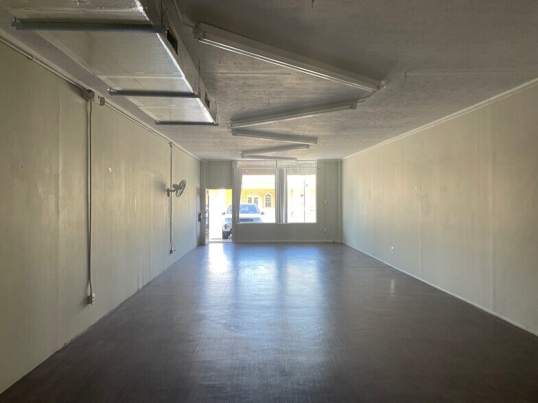 More Photos Of 4509 S Hopkins Ave, Titusville Unknown For Lease