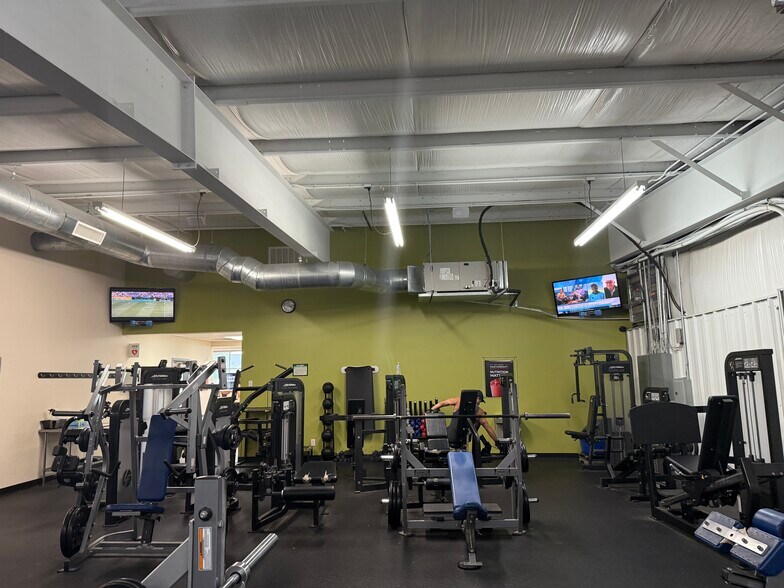 More Photos Of 1985 W Main St, Williamston Warehouse For Sale