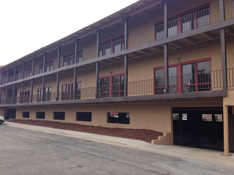 Primary Photo Of 504 N Mountain View Ave, San Bernardino Medical For Lease