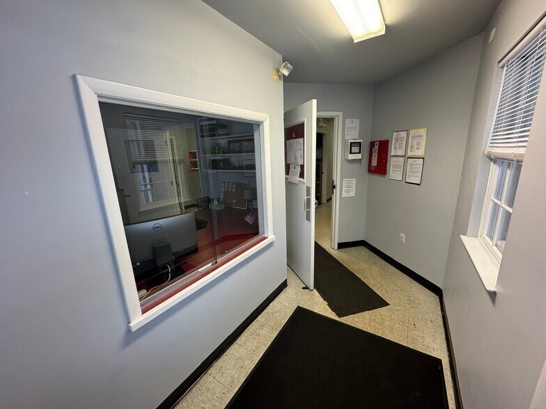 More Photos Of 625 Chambers Rd, York Daycare Center For Lease