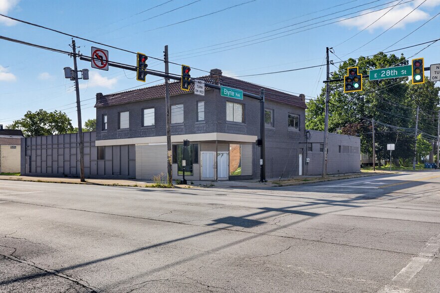 More Photos Of 300 E 28 St, Lorain General Retail For Sale