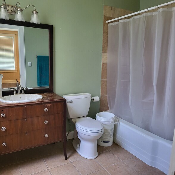 More Photos Of 5244 N Market St, Shreveport Office For Sale