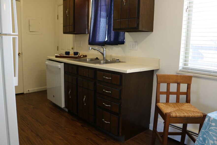 More Photos Of 333 23rd Ave, Longmont Apartments For Sale