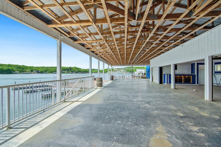 More Photos Of 27485 Cross Ln, Barnett Restaurant For Sale