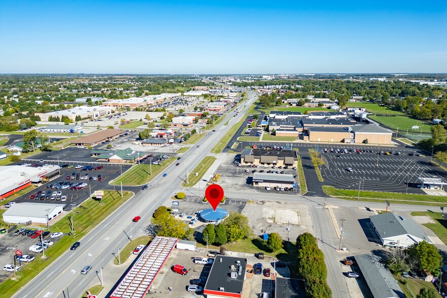 More Photos Of 351 N Morton St, Franklin Restaurant For Sale