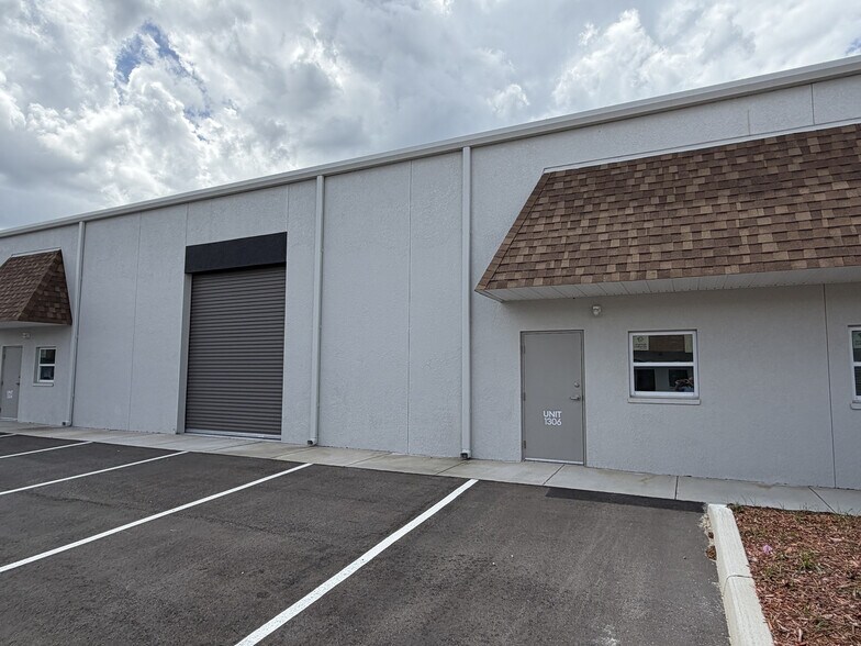 More Photos Of 9224 130th Ave, Largo Industrial For Lease