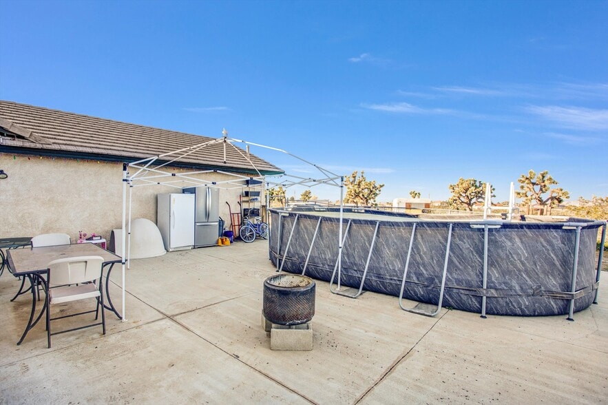 More Photos Of 10439 Mesa St, Oak Hills Multifamily For Sale