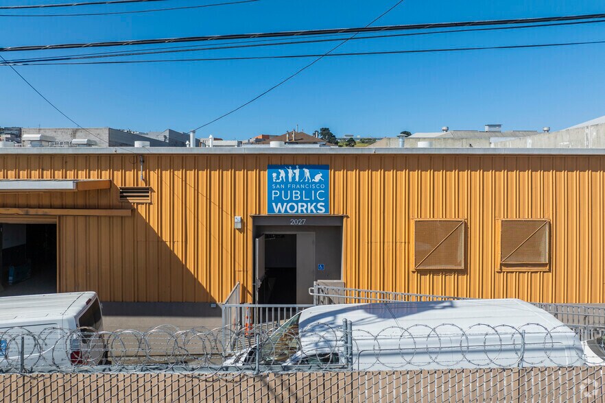 More Photos Of 2025-2035 Newcomb Ave, San Francisco Warehouse For Lease