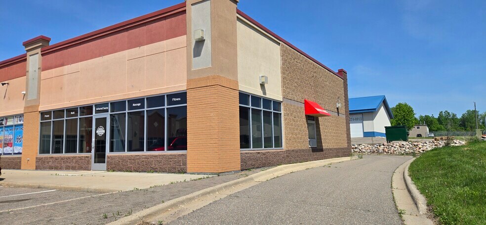 More Photos Of 700 Norway Dr, Annandale Freestanding For Lease