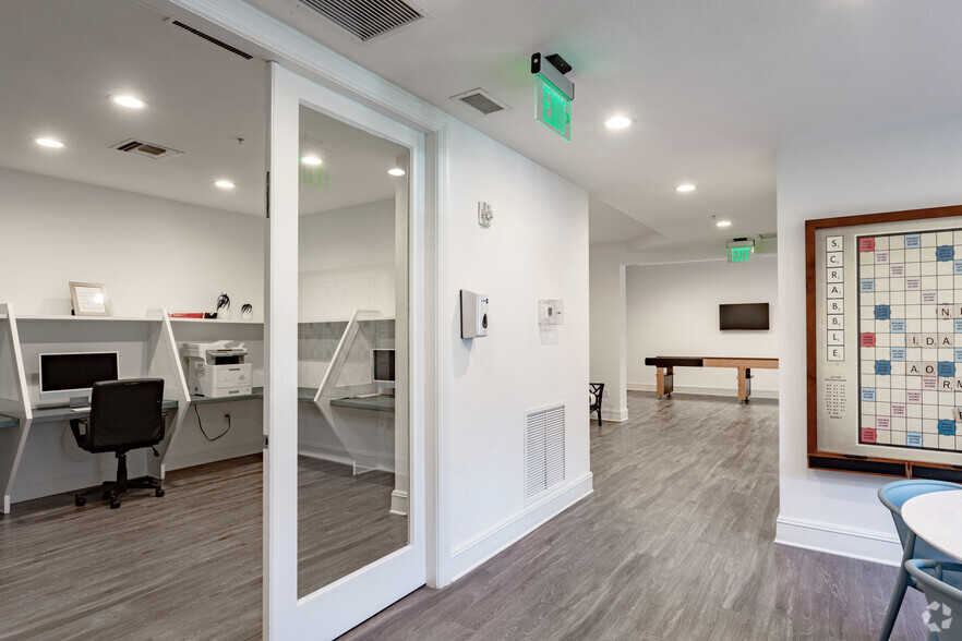 More Photos Of 1351 S Federal Hwy, Boynton Beach Apartments For Lease