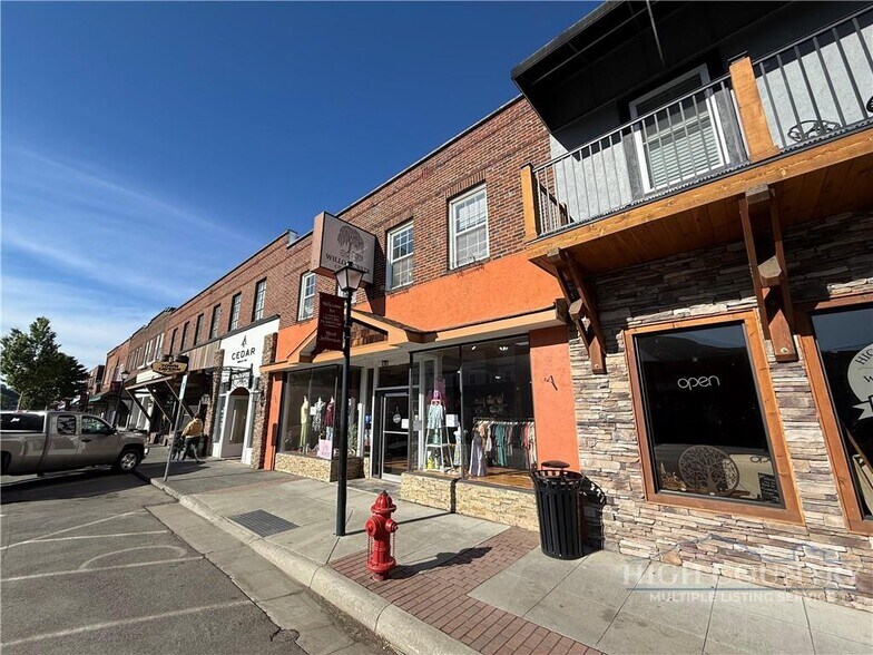 More Photos Of 113 N Jefferson Ave, West Jefferson Freestanding For Sale
