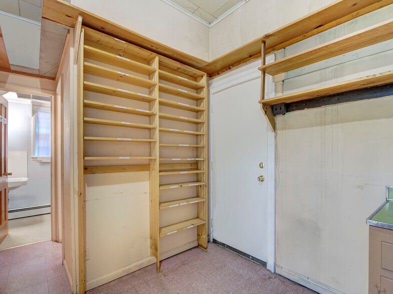 More Photos Of 510 Boulevard, Kenilworth Storefront Retail Residential For Sale