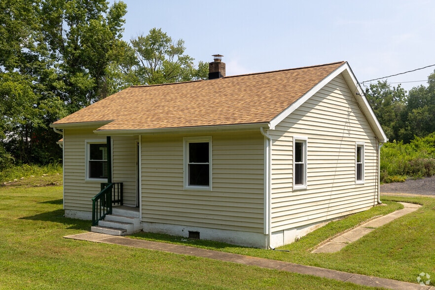 Primary Photo Of 1205 Loflin Rd, Aberdeen Industrial For Sale