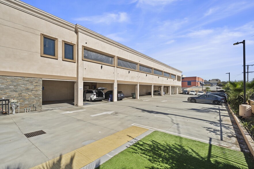 More Photos Of 9400 Valley Blvd, Rosemead Storefront For Lease