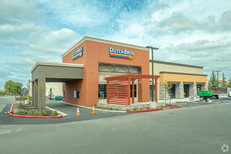 More Photos Of 10065 Bruceville Rd, Elk Grove Fast Food For Sale