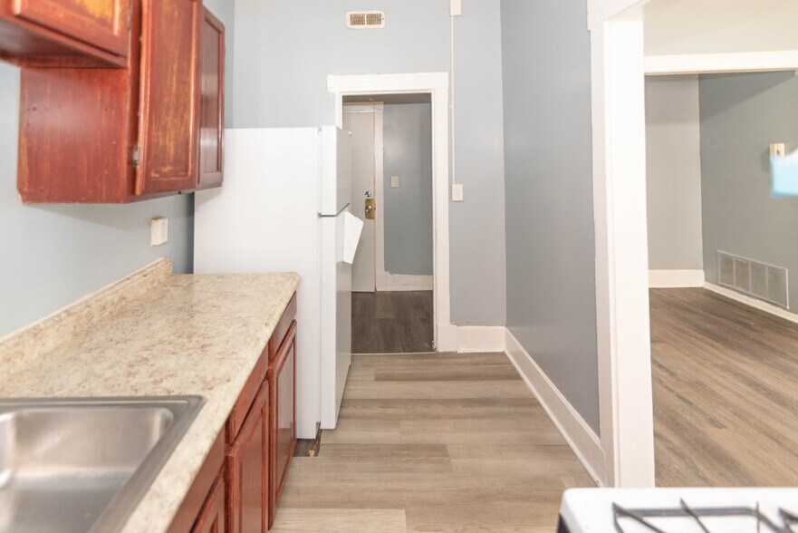 More Photos Of 3210-3212 Walbrook Ave, Baltimore Apartments For Sale