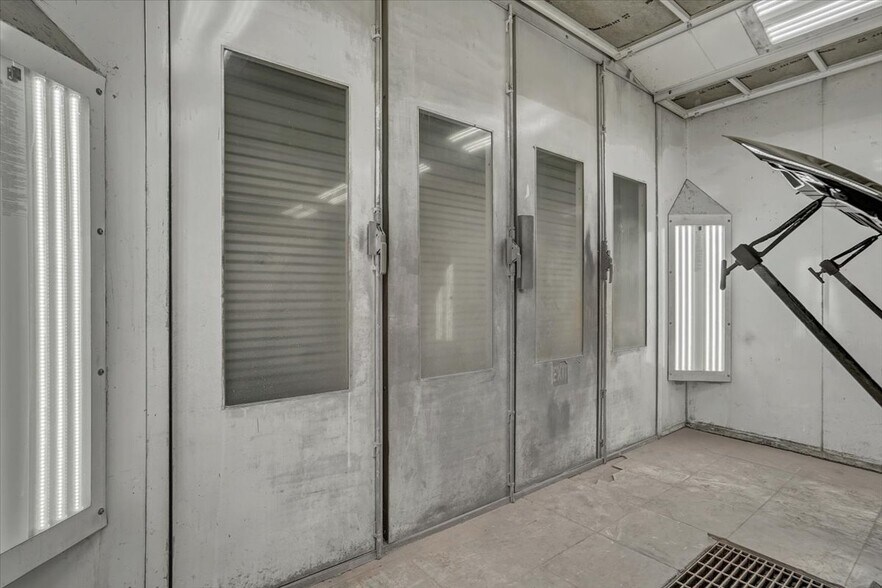 More Photos Of 3 Marlorville Rd, Wappingers Falls Auto Repair For Sale