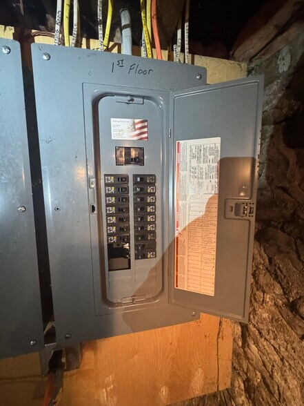 More Photos Of 9 Church St, Cortland Office For Sale