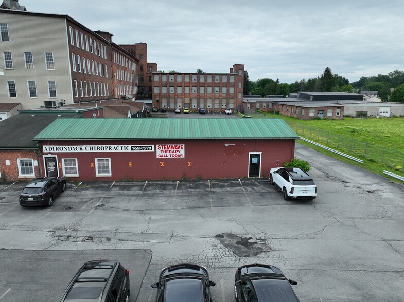 More Photos Of 587 Main St, New York Mills Office For Lease