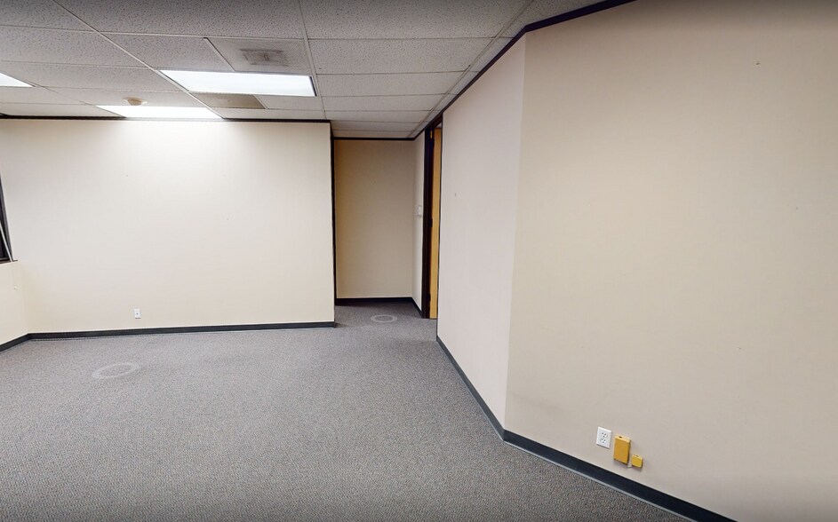 Primary Photo Of 7702 FM 1960 Rd E, Humble Office For Lease