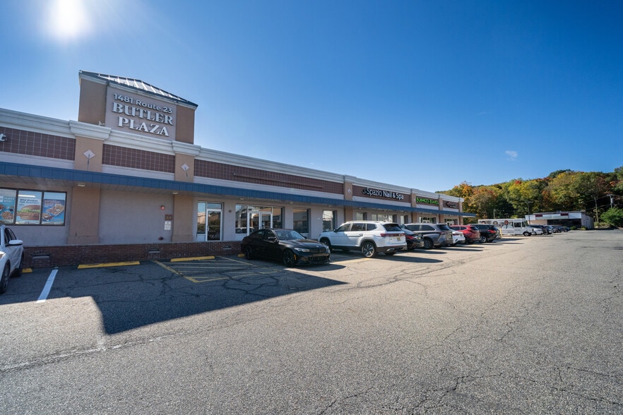 More Photos Of 1481 State Route 23, Butler Storefront For Lease