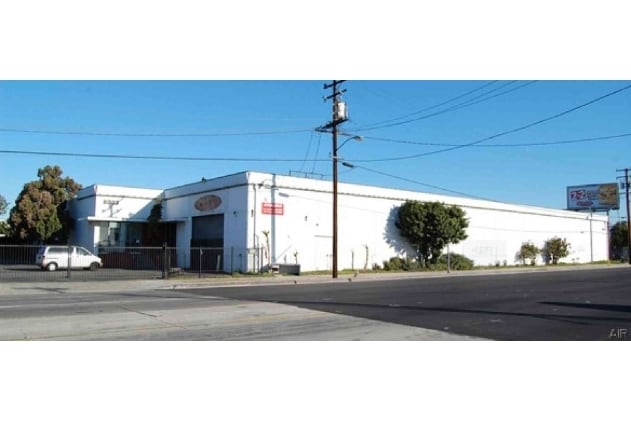 Primary Photo Of 8033-8037 E Slauson Ave, Montebello Manufacturing For Lease