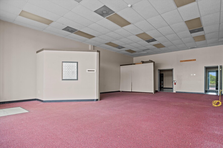 More Photos Of 500 S Chestnut St, Lufkin Unknown For Lease