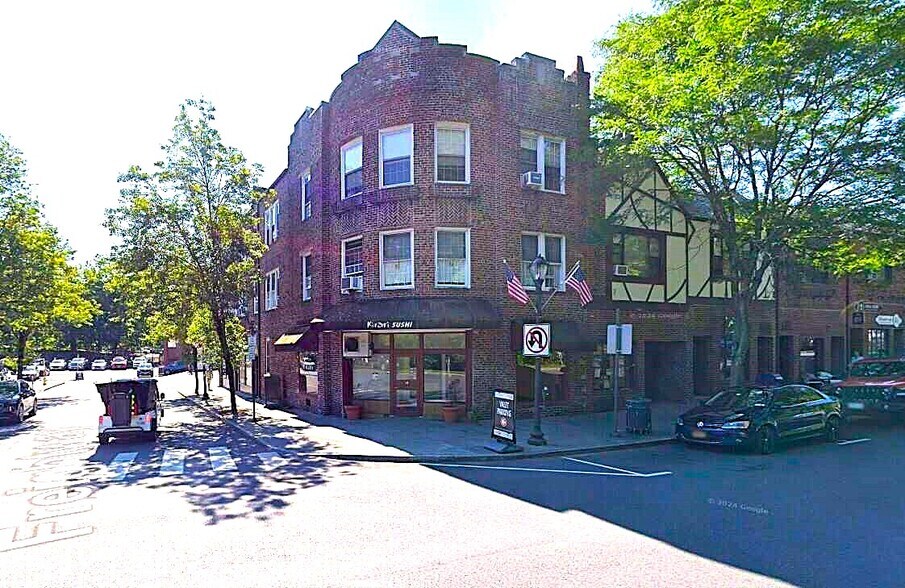 More Photos Of 30 Garth Rd, Scarsdale Office For Sale