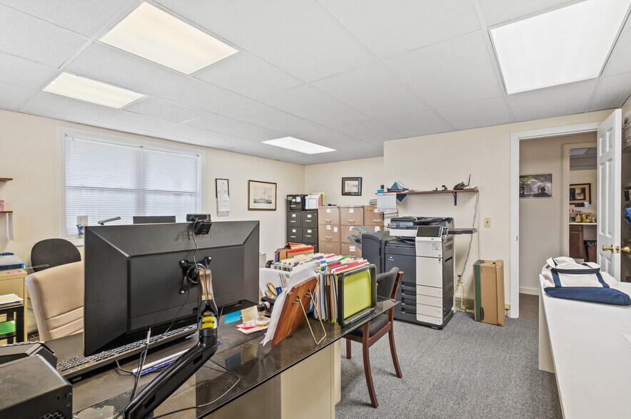 More Photos Of 2 Douglas Pike, Smithfield Office For Sale